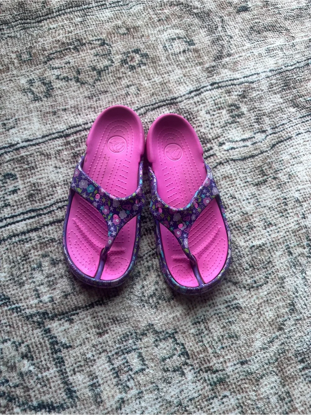 CROCS Kadee II Flip Flop Sandals, floral, Kids size 1